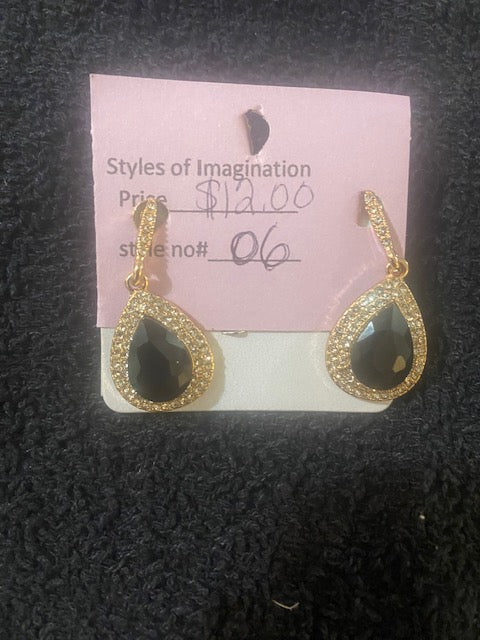 Beautiful black onyx rhinestone earring